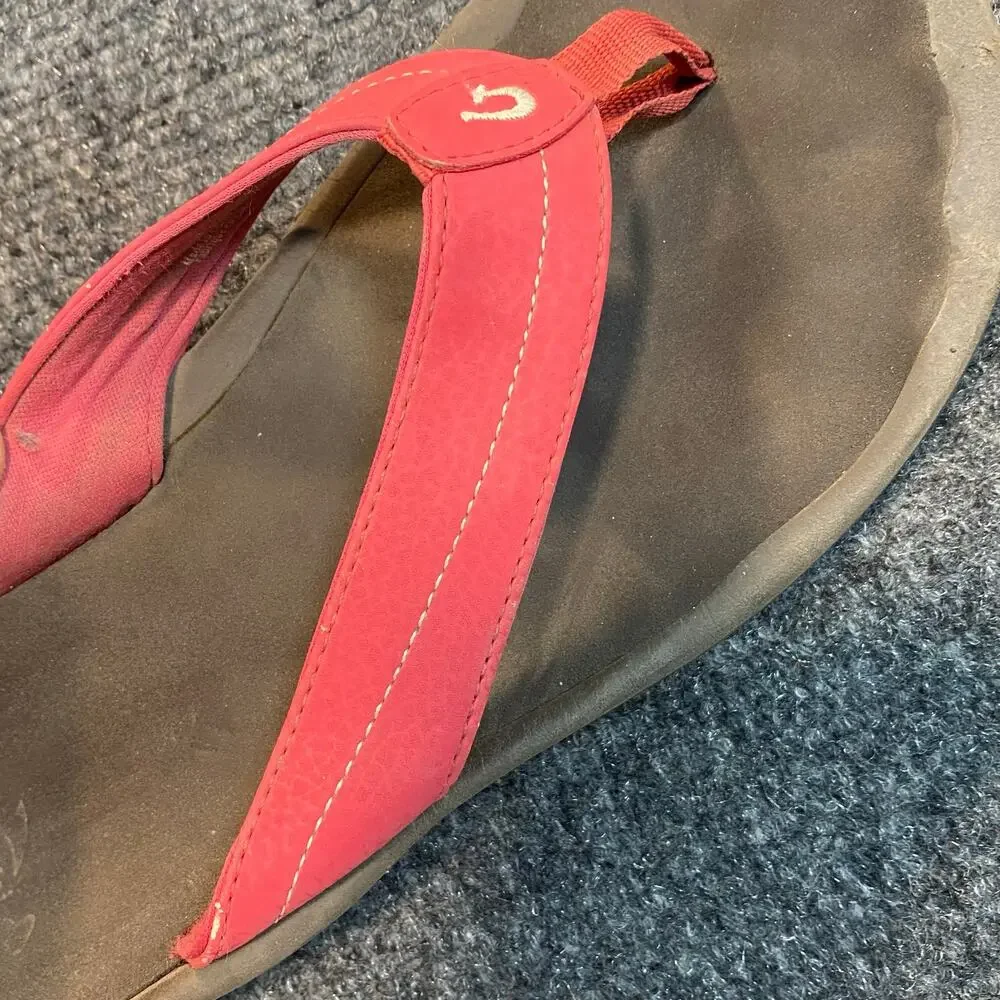 OluKai beach sandals